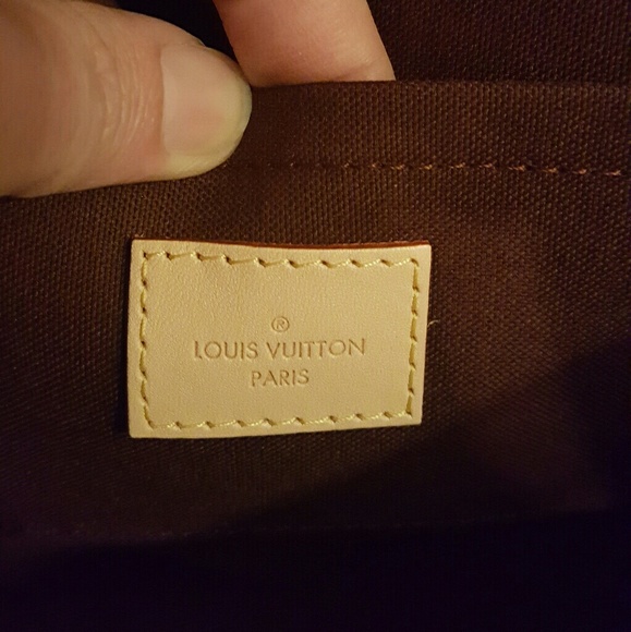 Authentic Louis Vuitton Favorite Mm Monogram - Picture 6 of 8